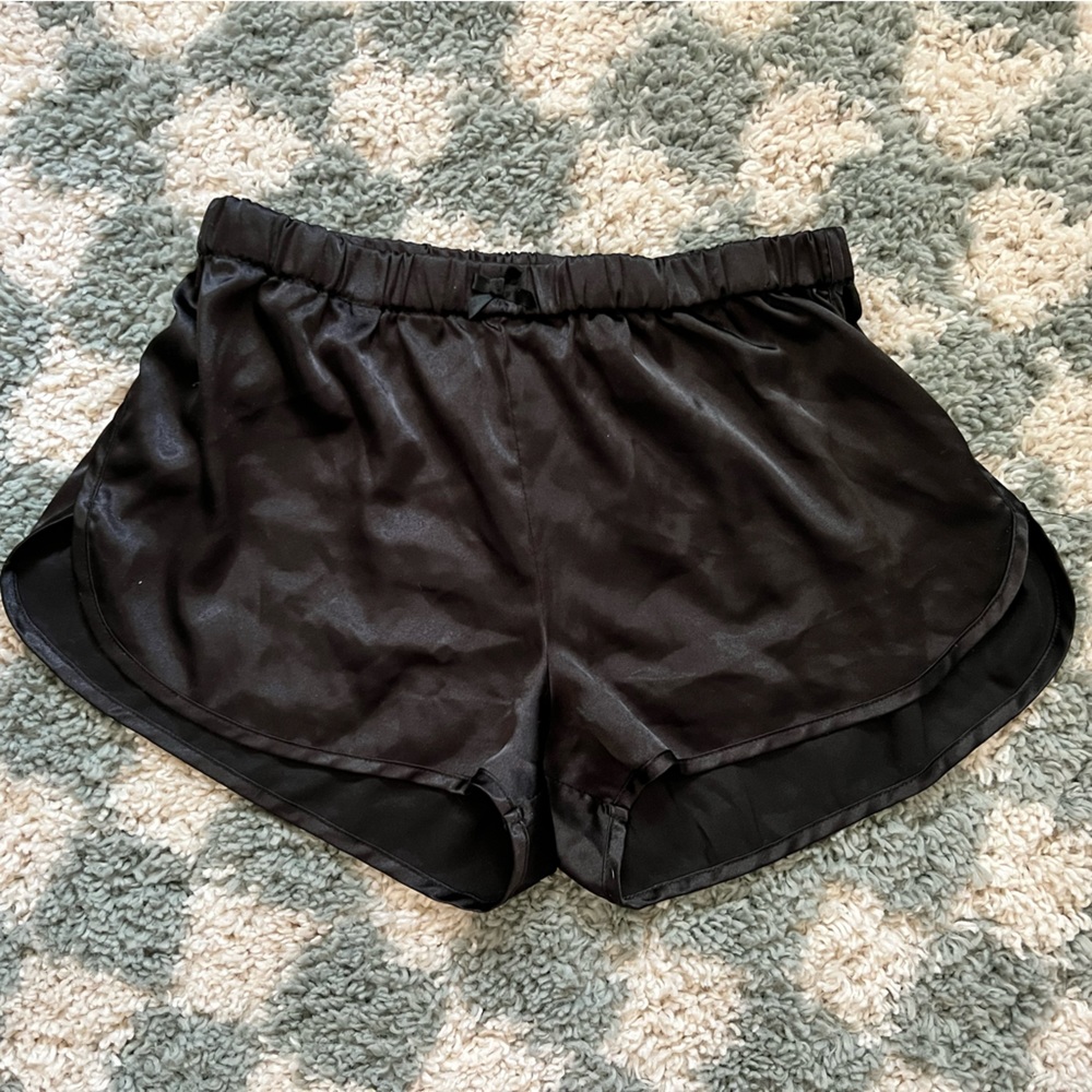 Satin sleep shorties size small